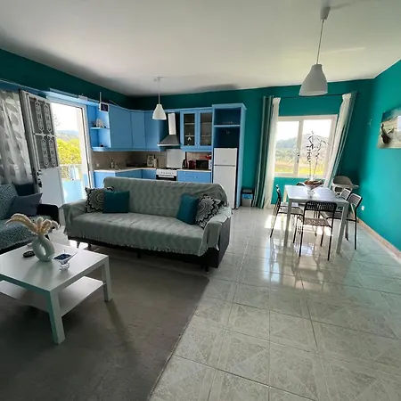 Bella's House * Теологос