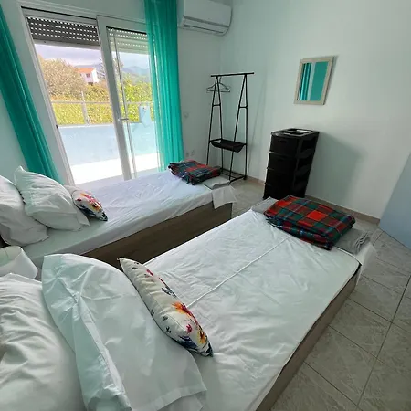 Bella's House 펜션 Theológos